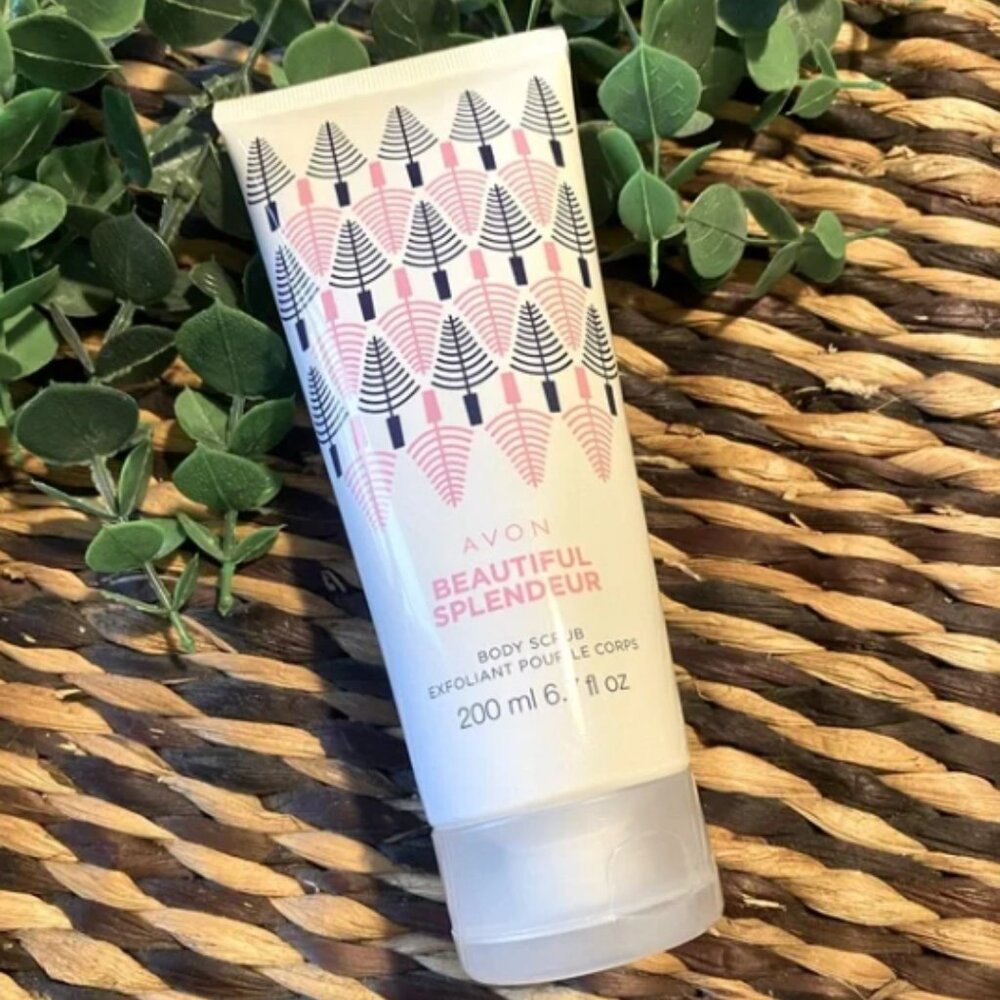 AVON Beautiful Splendeur Body Scrub. 6.7 ounces M-33‎